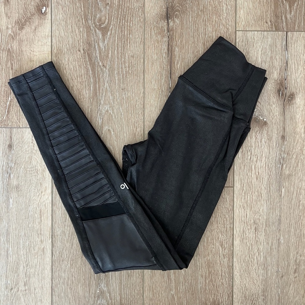 Alo Black Textured Leggings sz. XS